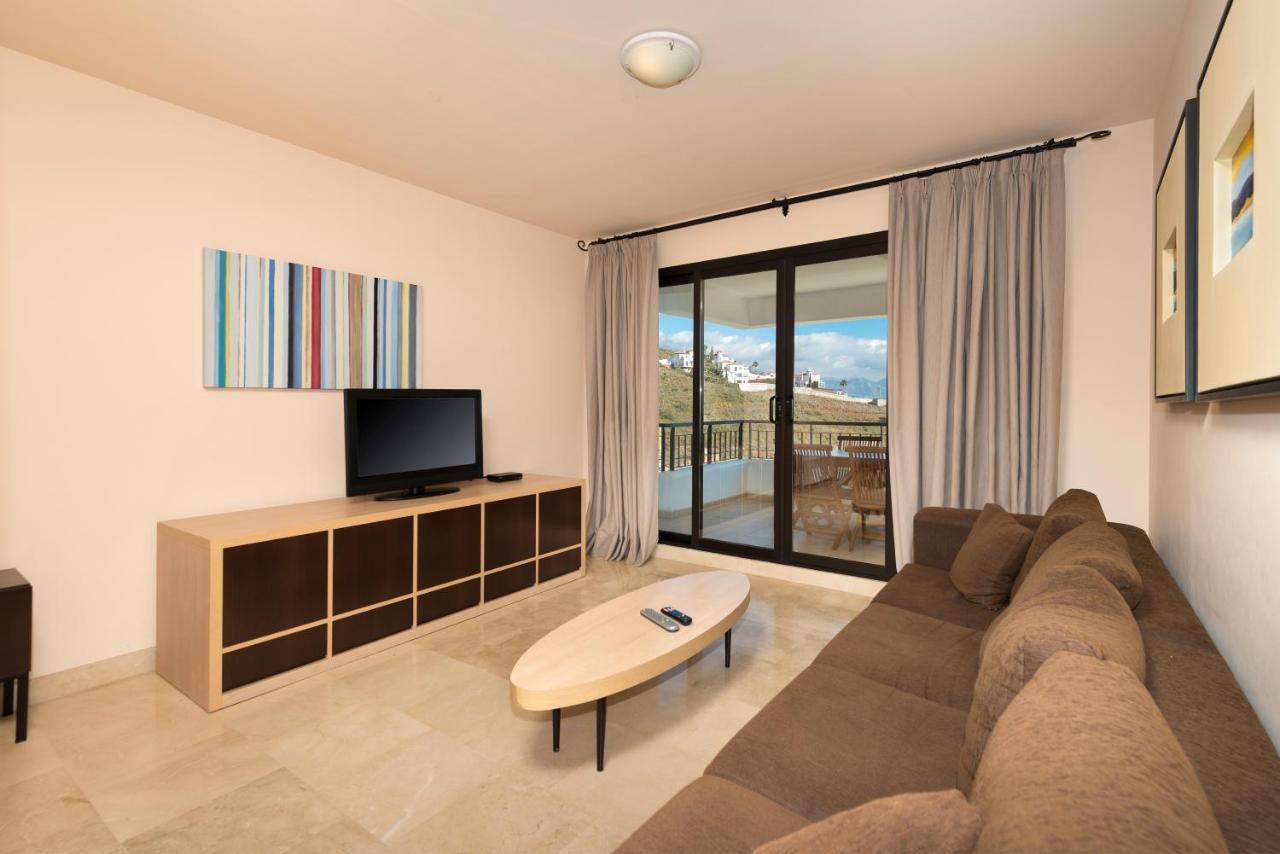 Amplio Apartamento De 2 Dormitorios Vista Mar Lateral Торрокс-Коста Экстерьер фото