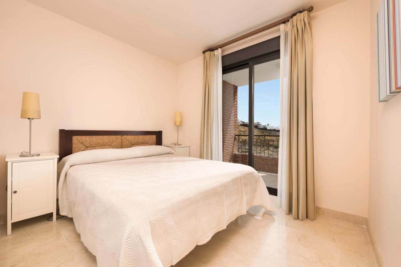 Amplio Apartamento De 2 Dormitorios Vista Mar Lateral Торрокс-Коста Экстерьер фото