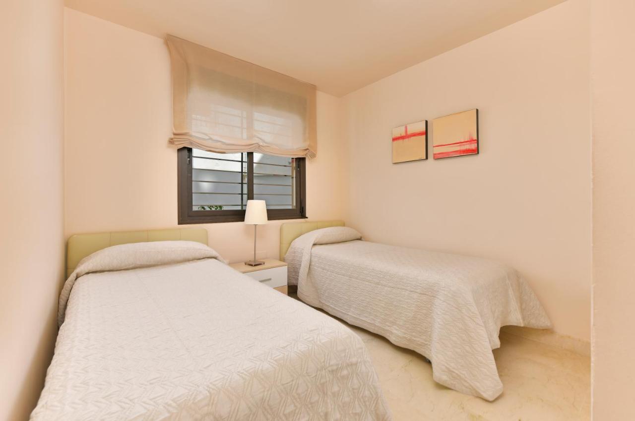 Amplio Apartamento De 2 Dormitorios Vista Mar Lateral Торрокс-Коста Экстерьер фото