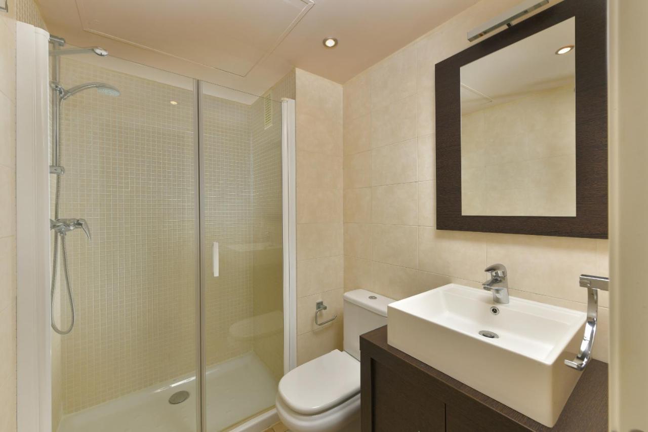 Amplio Apartamento De 2 Dormitorios Vista Mar Lateral Торрокс-Коста Экстерьер фото