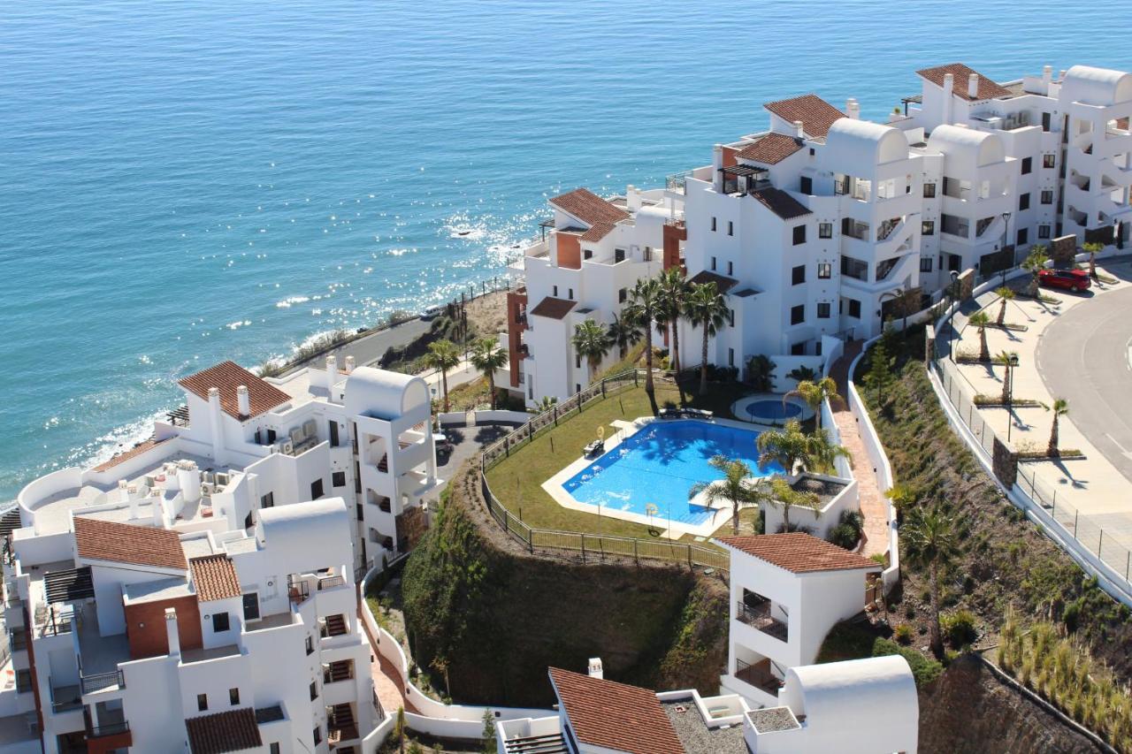 Amplio Apartamento De 2 Dormitorios Vista Mar Lateral Торрокс-Коста Экстерьер фото